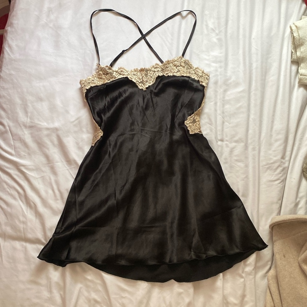 Verge girl dress